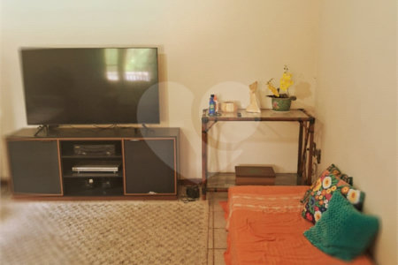 Casa à venda com 3 quartos, sendo 1 suíte, no condomínio Acmti - Colinas do Mosteiro, Terras de Itaici e Recanto dos Pássaros, Indaiatuba - SP