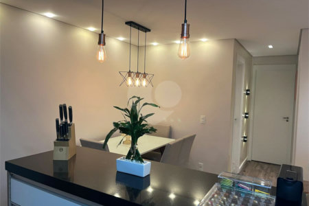 Apartamento à venda com 2 quartos, sendo 1 suíte, em Jardim Vazani, São Paulo, SP