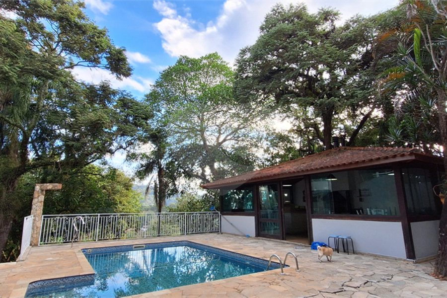 Casa à venda ou para alugar com 4 quartos, sendo 2 suítes, em Serra da Cantareira, Mairiporã, SP