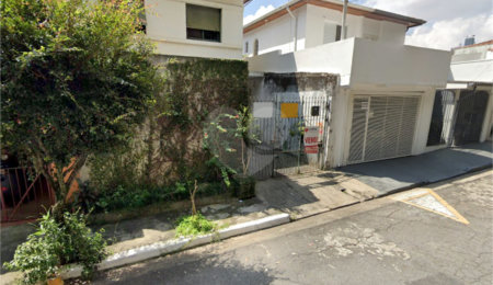Sobrado à venda com 3 quartos, sendo 1 suíte,  em Granja Julieta, São Paulo, SP
