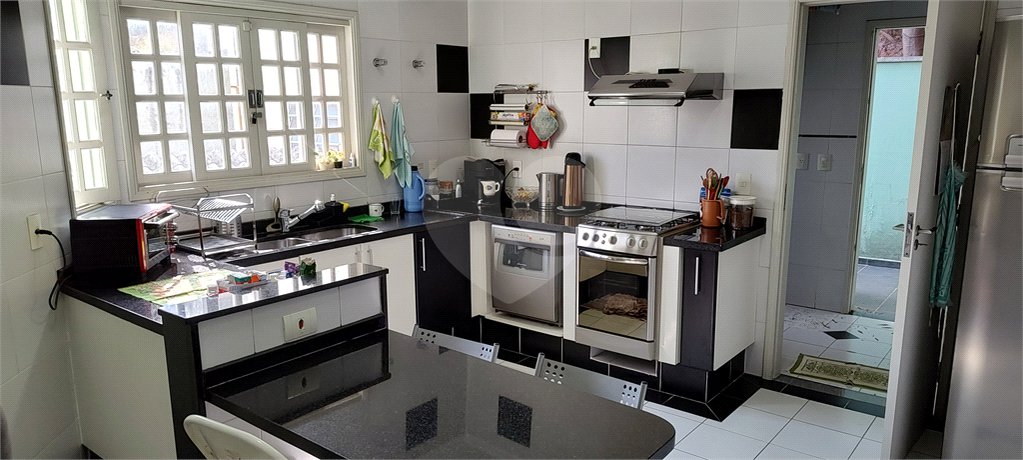 Casa à venda com 3 suítes em Vila Ipojuca, São Paulo, SP