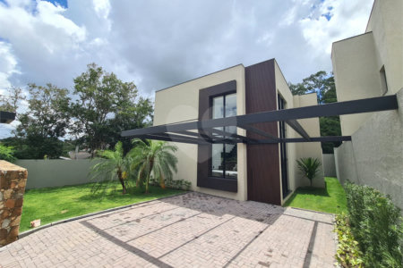 Casa em condomínio à venda com 3 suítes em Vila Santista, Atibaia, SP