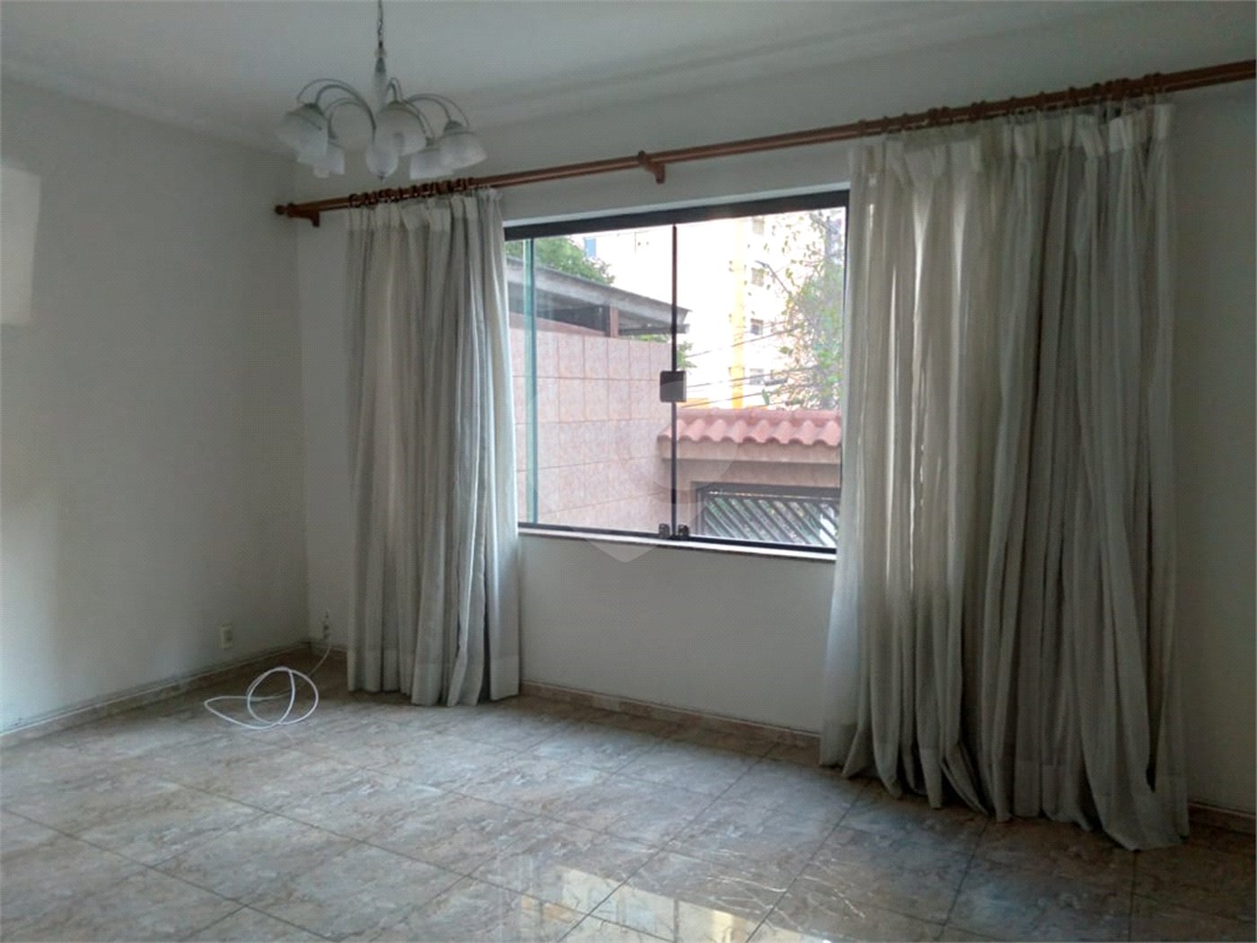 Sobrado à venda com 4 quartos, sendo 1 suíte, em Santana, São Paulo, SP