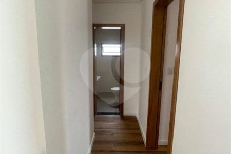 Sobrado à venda com 3 quartos, sendo 1 suíte, em Villa Di Cesar, Mogi das Cruzes, SP