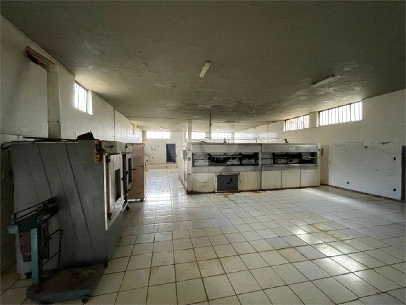 Barracão em Araraquara/SP, disponível para venda e locação.