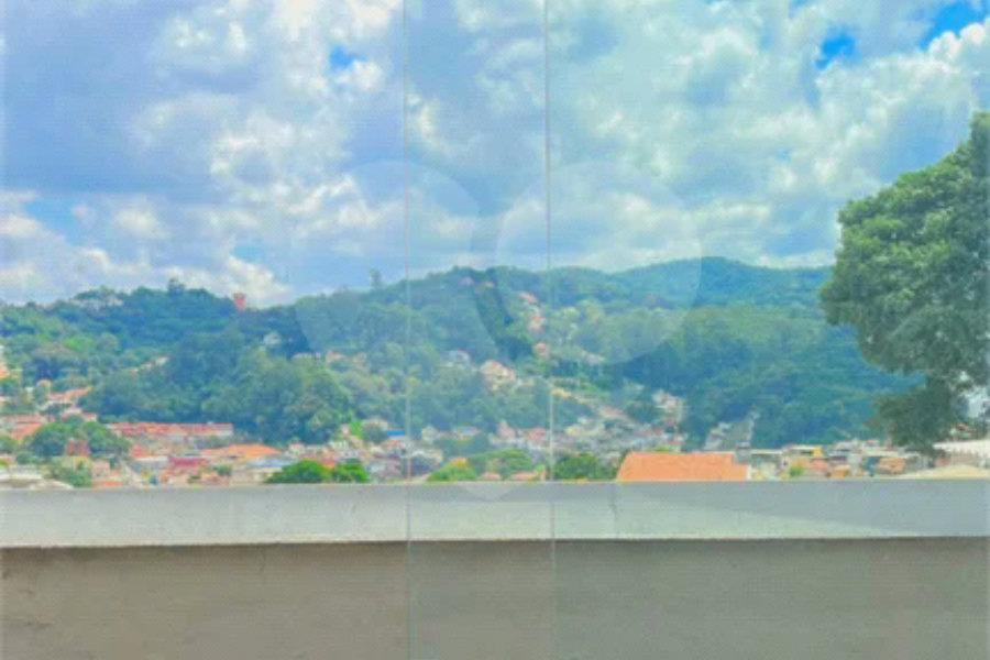 Sobrado à venda com 2 quartos, sendo 1 suíte, em Tremembé, São Paulo, SP