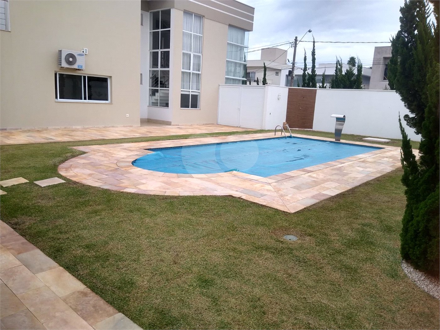 Casa à venda com 4 quartos, sendo 2 suítes,  no condomínio Damha Iii, São Carlos - SP