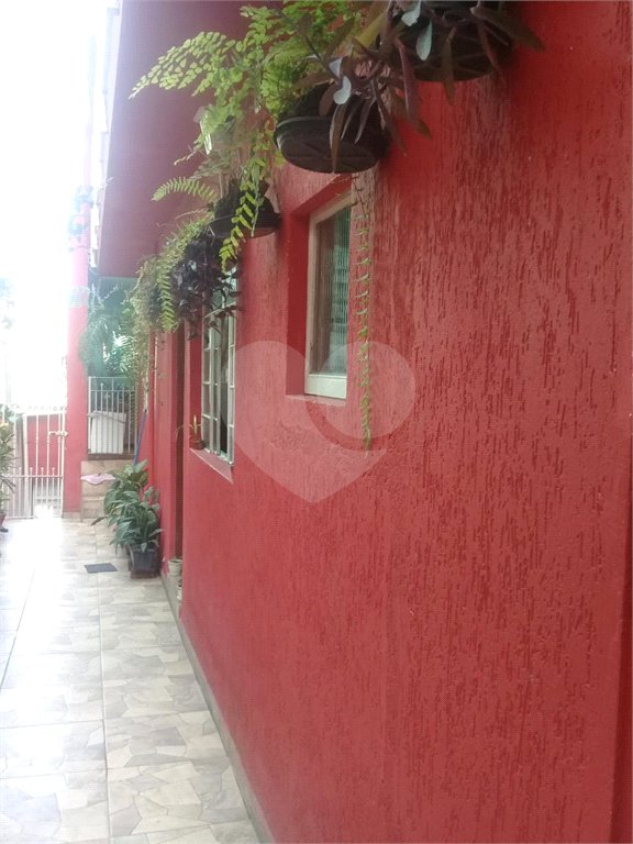 Sobrado à venda com 3 quartos no Brasilândia, São Paulo, SP