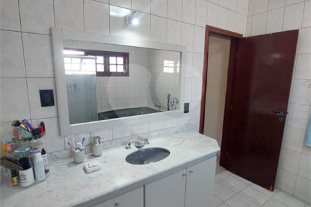 Casa à venda com 4 quartos, sendo 2 suítes, no condomínio Eco Clube Vivendas do Lago, Sorocaba - SP