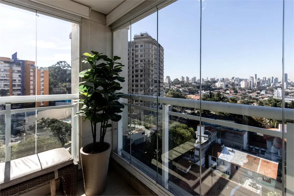Cobertura à venda com 2 quartos, sendo 1 suíte, em Alto de Pinheiros, São Paulo, SP