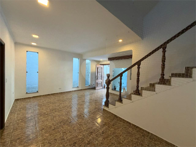 Casa à venda com 3 suítes em Jardim França, São Paulo, SP