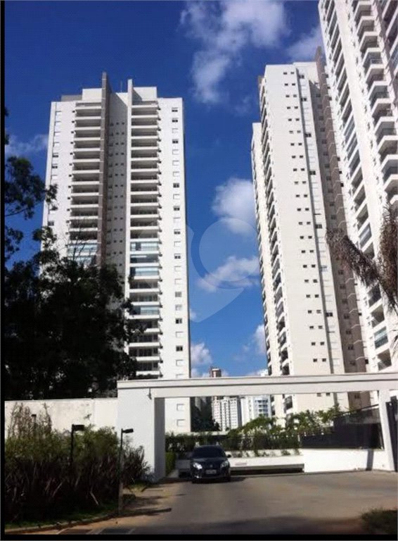 Apartamento à venda ou para alugar com 3 quartos, sendo 1 suíte,  em Parque Reboucas, São Paulo, SP