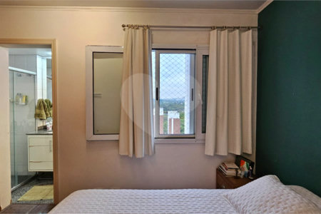 Apartamento à venda com 3 quartos, sendo 2 suítes, em Pinheiros, São Paulo, SP