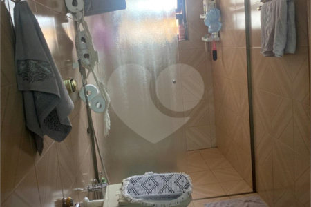Sobrado à venda com 3 quartos em Jardim Imperador, Suzano, SP