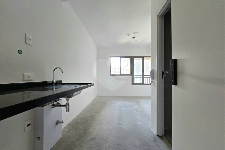 Studio 21 m² Próximo Metrô Paraíso na Aclimação