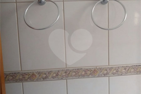 Sobrado à venda com 3 quartos, sendo 1 suíte,  em Vila do Castelo, São Paulo, SP