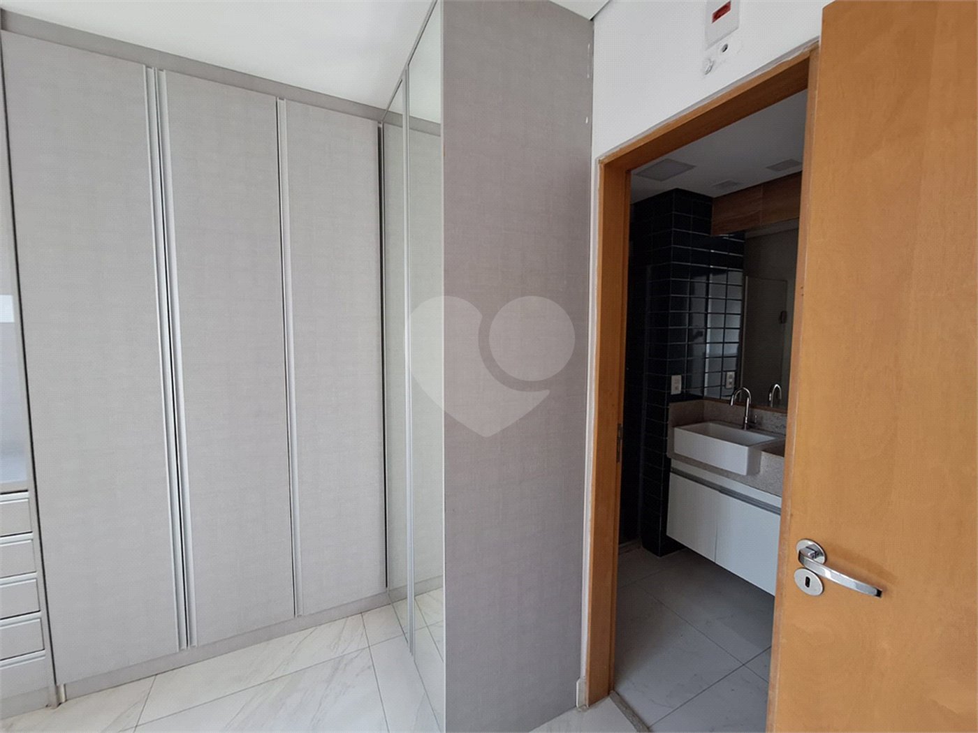 Apartamento à venda com 1 quarto em Jardim das Acácias, São Paulo, SP