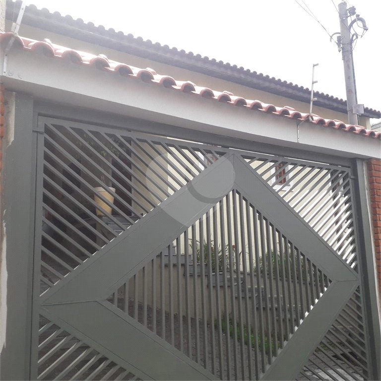 Casa Térrea à venda com 3 quartos, sendo 2 suítes, em Parque Vitória, São Paulo, SP