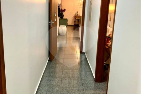 Casa à venda com 3 quartos, sendo 1 suíte, no condomínio Residencial Macaúba, Rondonópolis - MT