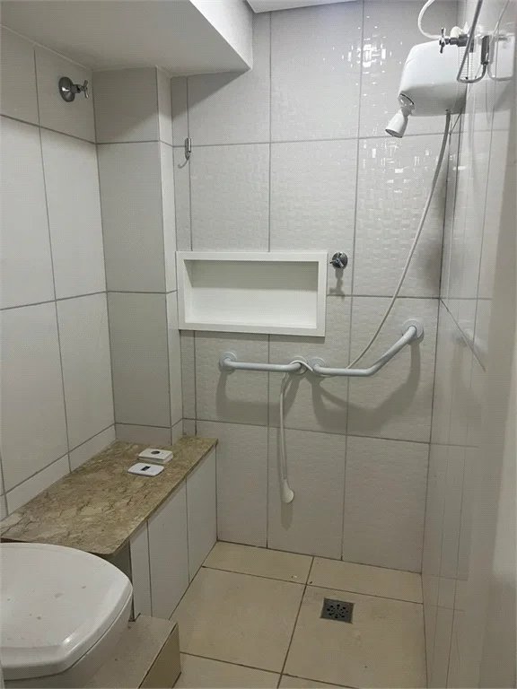 Casa à venda com 5 quartos, sendo 3 suítes, em Jardim Bonfiglioli, São Paulo, SP
