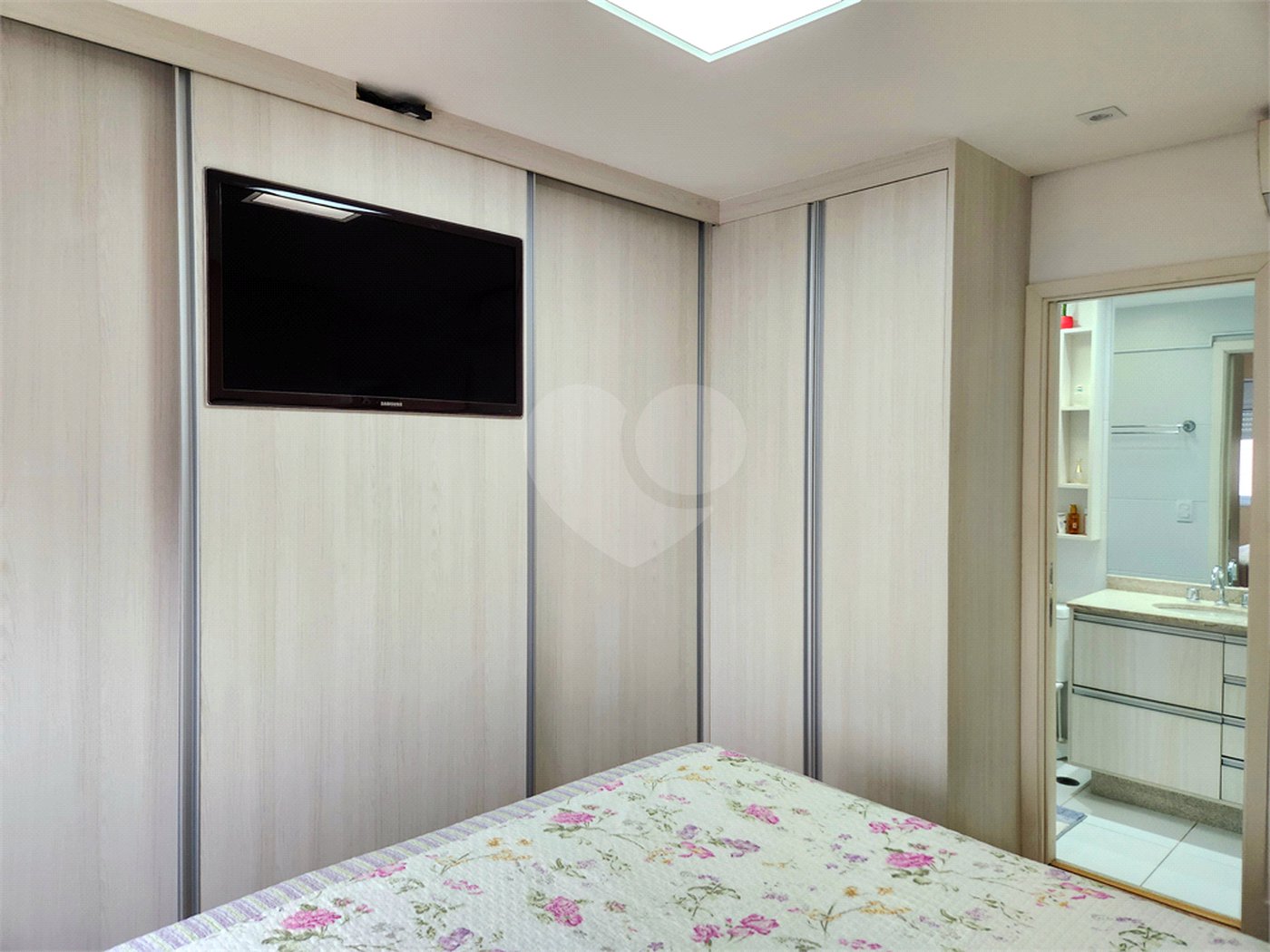 Apartamento à venda com 3 quartos, sendo 1 suíte, em Ipiranga, São Paulo, SP