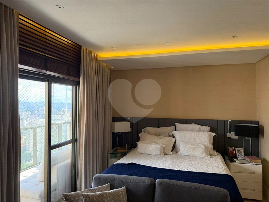Apartamento à venda com 4 suítes em Santana, São Paulo, SP