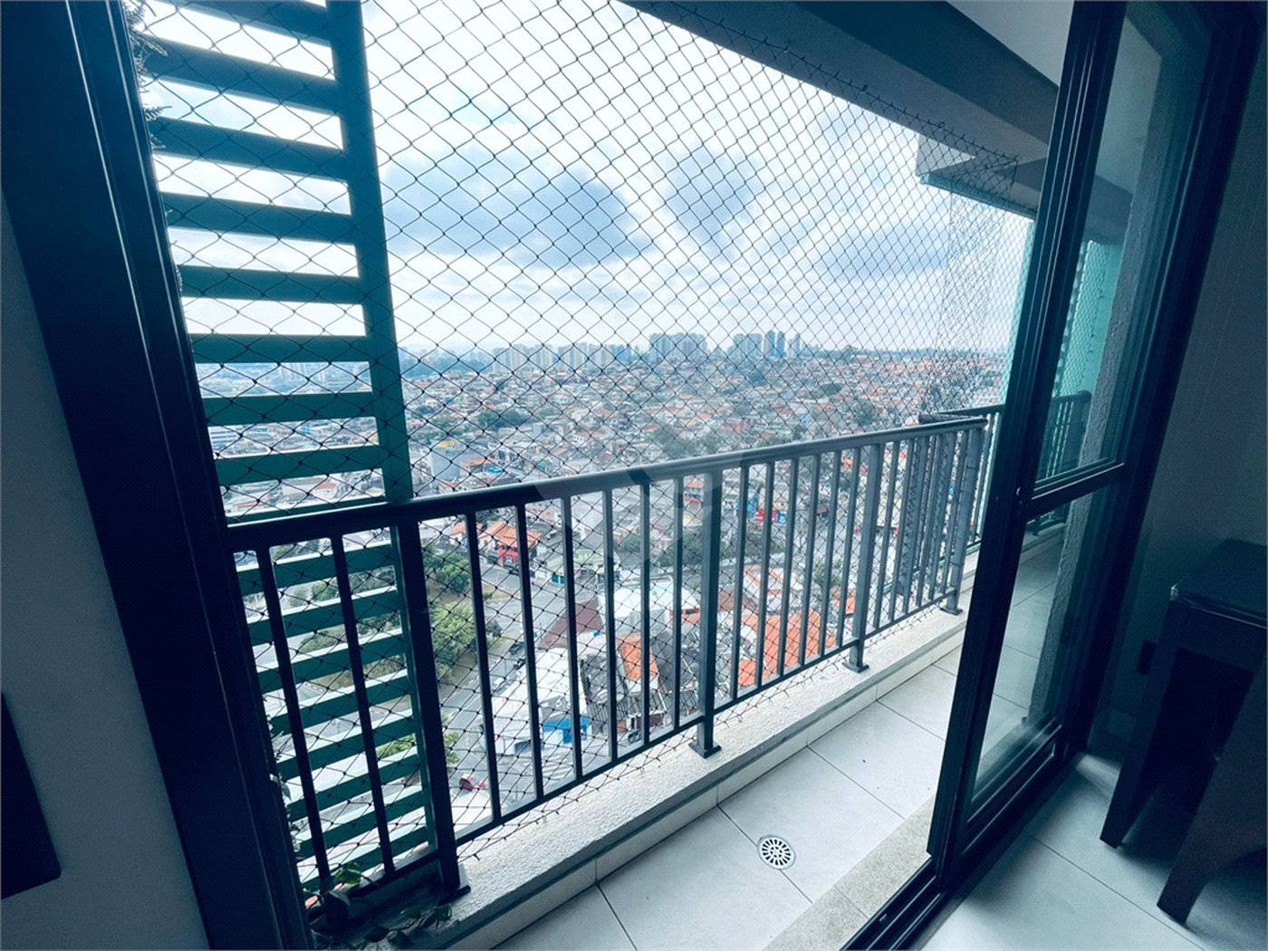 Apartamento à venda com 1 quarto em Jardim D'abril, Osasco, SP
