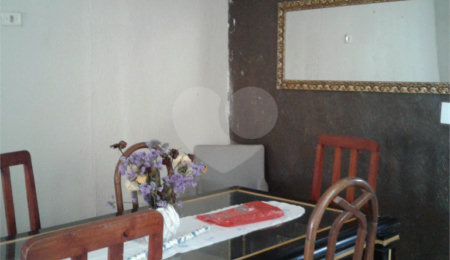 Casa à venda com 7 quartos, sendo 2 suítes,  em Santana, São Paulo, SP