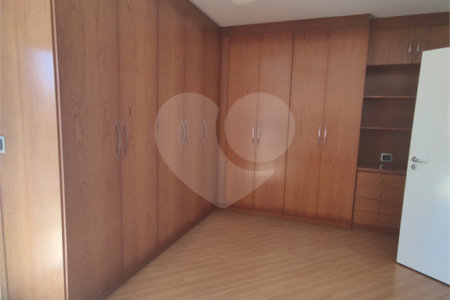 Casa à venda com 3 suítes no condomínio Residencial Suzano, Suzano - SP