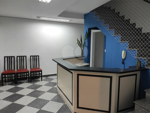 Sobrado à venda com 4 quartos em Brooklin, São Paulo, SP