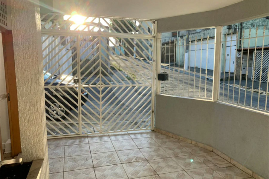 Sobrado à venda com 2 quartos em Tremembé, São Paulo, SP