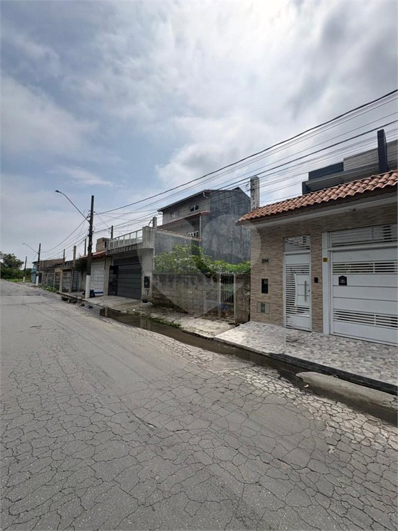 Terreno à venda em Jardim Quaresmeira, Suzano, SP