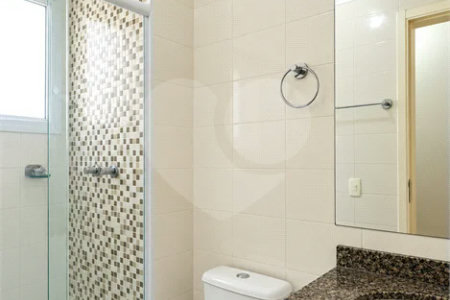 Apartamento com 2 dormitórios e 1 vaga em Nova Petrópolis, com piscina, academia, brinquedoteca, churrasqueira e portaria 24 horas. Excelente localização.