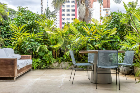 Casa de Vila à venda com 4 quartos, sendo 3 suítes, em Vila Nova Conceição, São Paulo, SP
