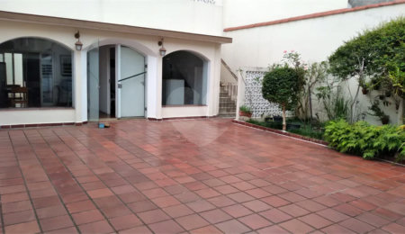 Casa à venda com 3 quartos, sendo 2 suítes,  em Saúde, São Paulo, SP