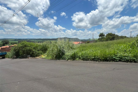 Terreno à venda em Descalvando/SP