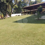 Casa à venda com 5 quartos, sendo 4 suítes, no condomínio Chácaras Flórida, Itu - SP