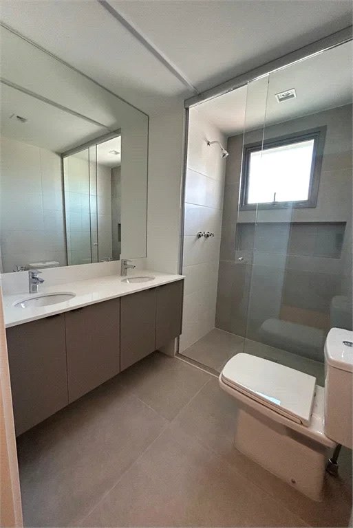 Apartamento à venda com 3 suítes em Santo Amaro, São Paulo, SP
