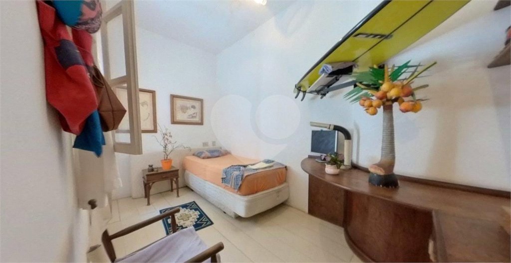 Cobertura à venda com 4 quartos, sendo 1 suíte,  em Copacabana, Rio de Janeiro, RJ