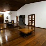 Casa à venda com 4 quartos, sendo 2 suítes, em Jardim São Bento, São Paulo, SP