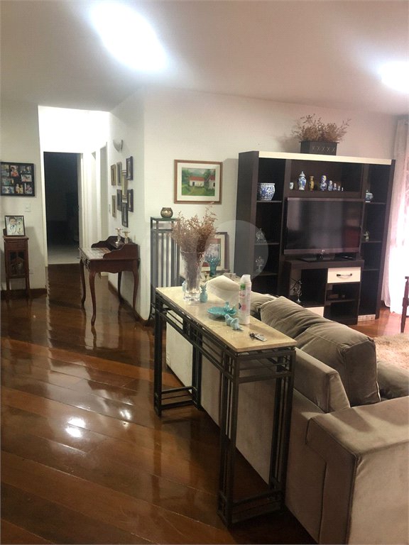 Apartamento à venda com 3 quartos, sendo 1 suíte, em Saúde, São Paulo, SP