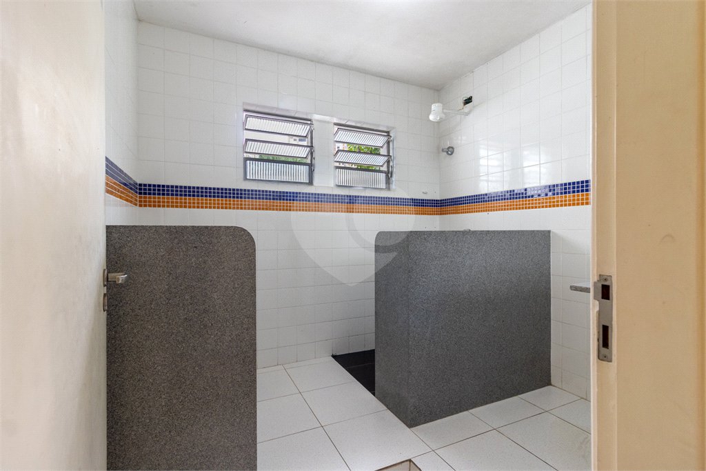 Sobrado à venda com 3 quartos, sendo 1 suíte,  em Real Parque, São Paulo, SP