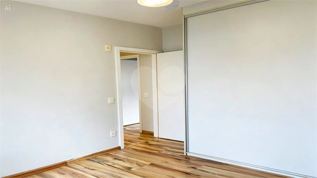 Apartamento à venda com 3 quartos, sendo 1 suíte,  em Alto da Boa Vista, São Paulo, SP