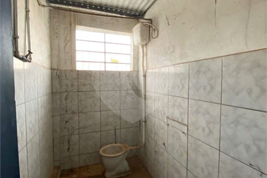 Terreno e Barracão comercial à venda ou locação, no bairro Santa Rosa - Piracicaba/SP.