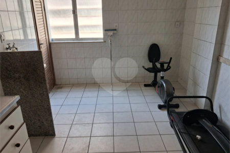 Apartamento à venda com 2 quartos em Praça da Bandeira, Rio de Janeiro, RJ