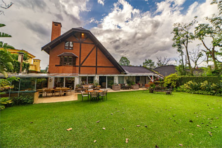 Casa à venda com 5 suítes em Jardim Morumbi, São Paulo, SP