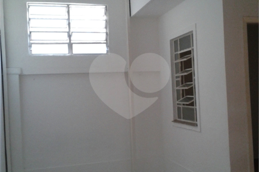 Sobrado à venda com 4 quartos em Santana, São Paulo, SP