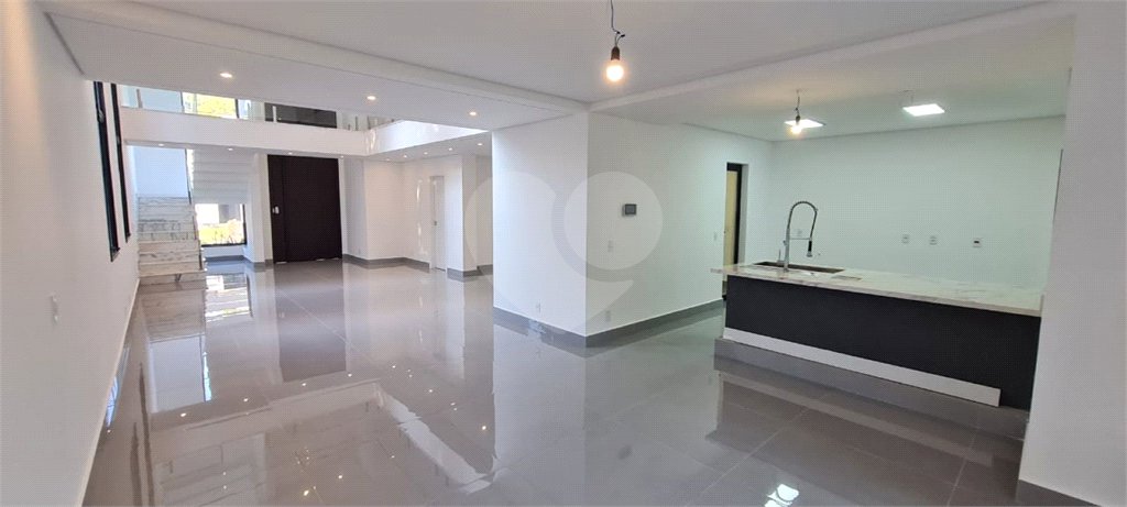 Casa à venda com 3 suítes no condomínio Reserva dos Vinhedos, Louveira - SP