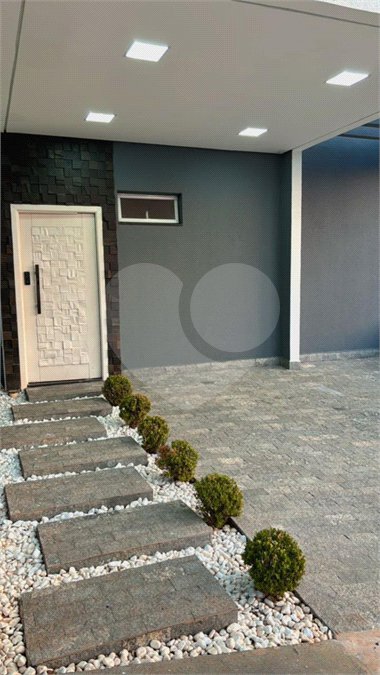 Casa à venda com 3 quartos, sendo 2 suítes, no condomínio Golden Park Residence, Sorocaba - SP