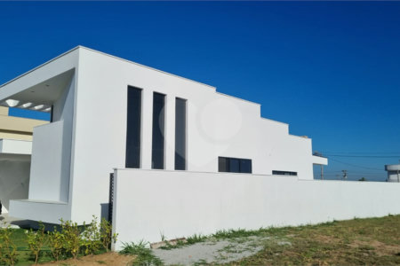 Casa à venda com 3 suítes em Ogiva, Cabo Frio, RJ